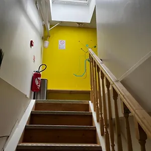 Hostal Chez Mia, París
