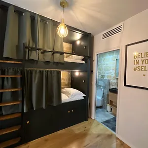 Hostal Fraternity-hotel, París